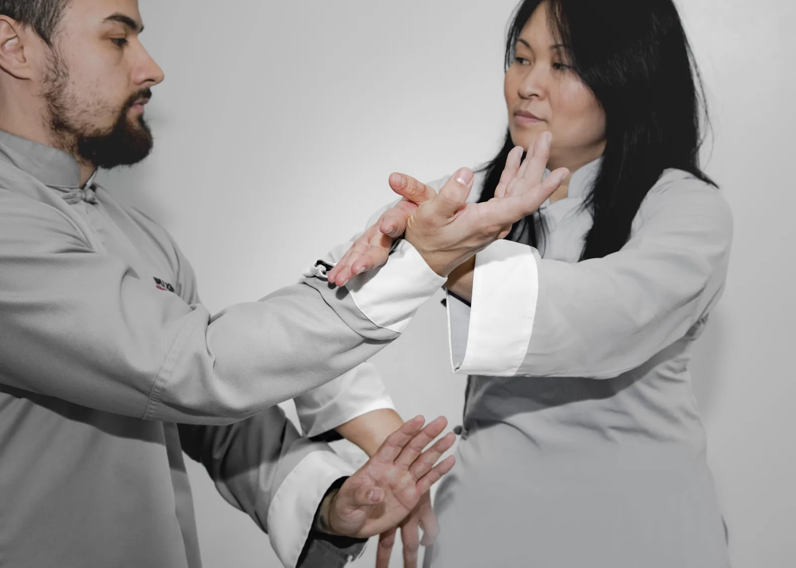 Exercice de mains collantes